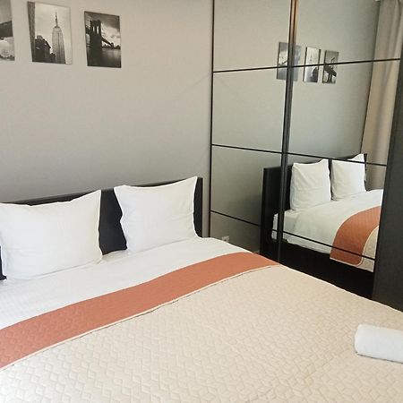 Like Home Apartments Krakow Bagian luar foto