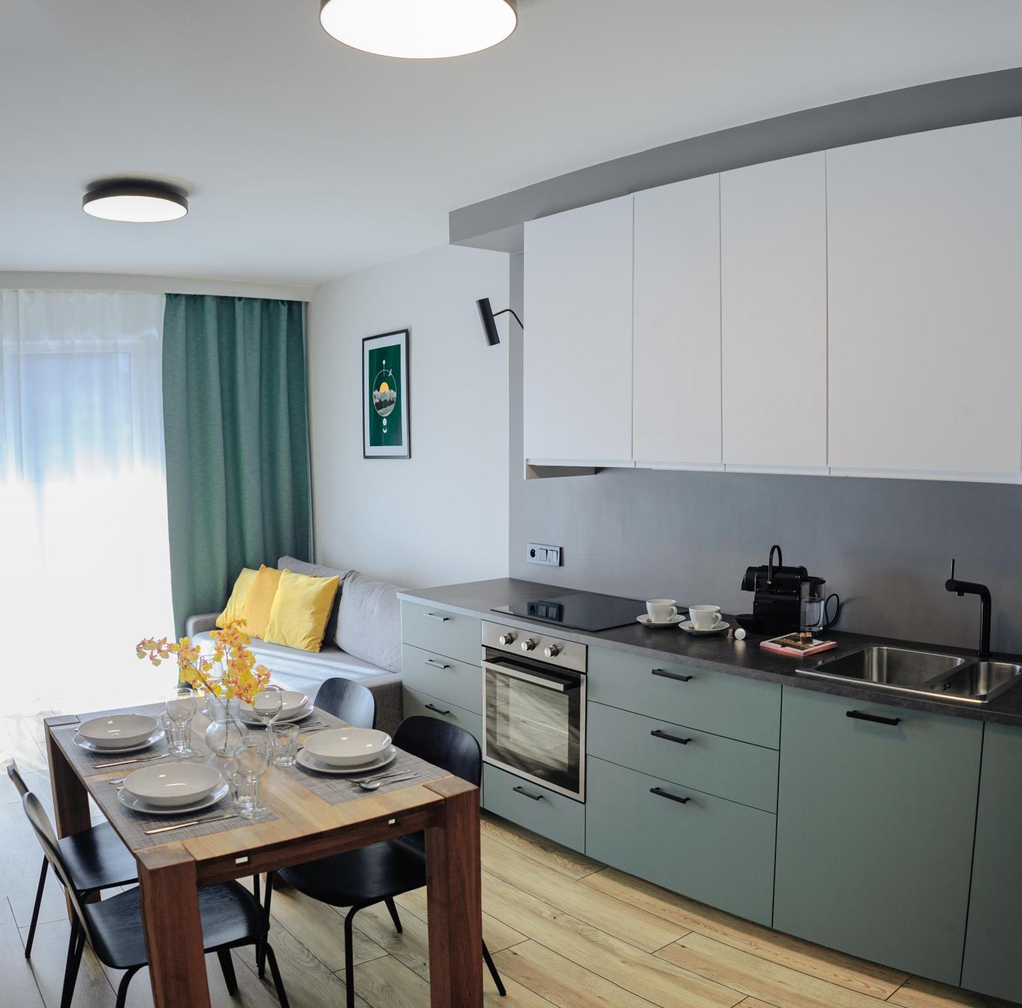 Like Home Apartments Krakow Bagian luar foto
