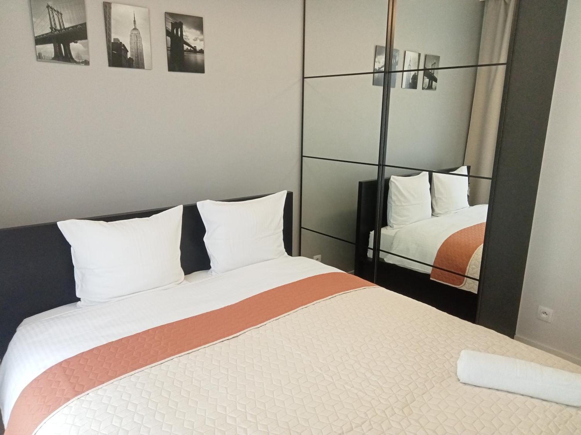 Like Home Apartments Krakow Bagian luar foto